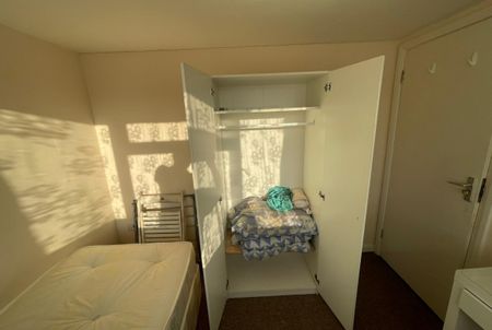 107 Warren Road NW27NH - Photo 4