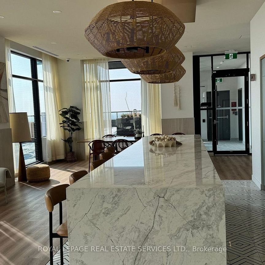 For Lease - 1660 Bloor Street Unit# 401, Toronto, Ontario - Photo 1