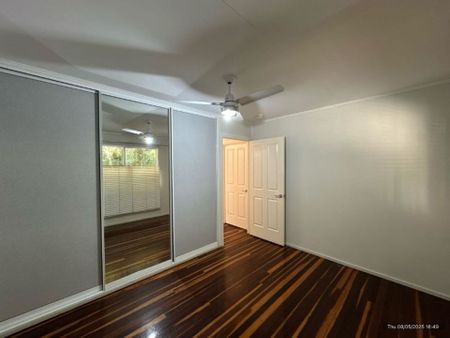 Centrally Located, Neat and Tidy 3 Bedroom Home - Photo 4