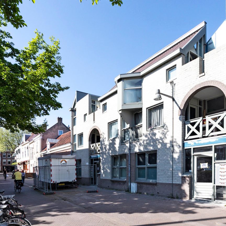 Pasbaan, 11 - Foto 2