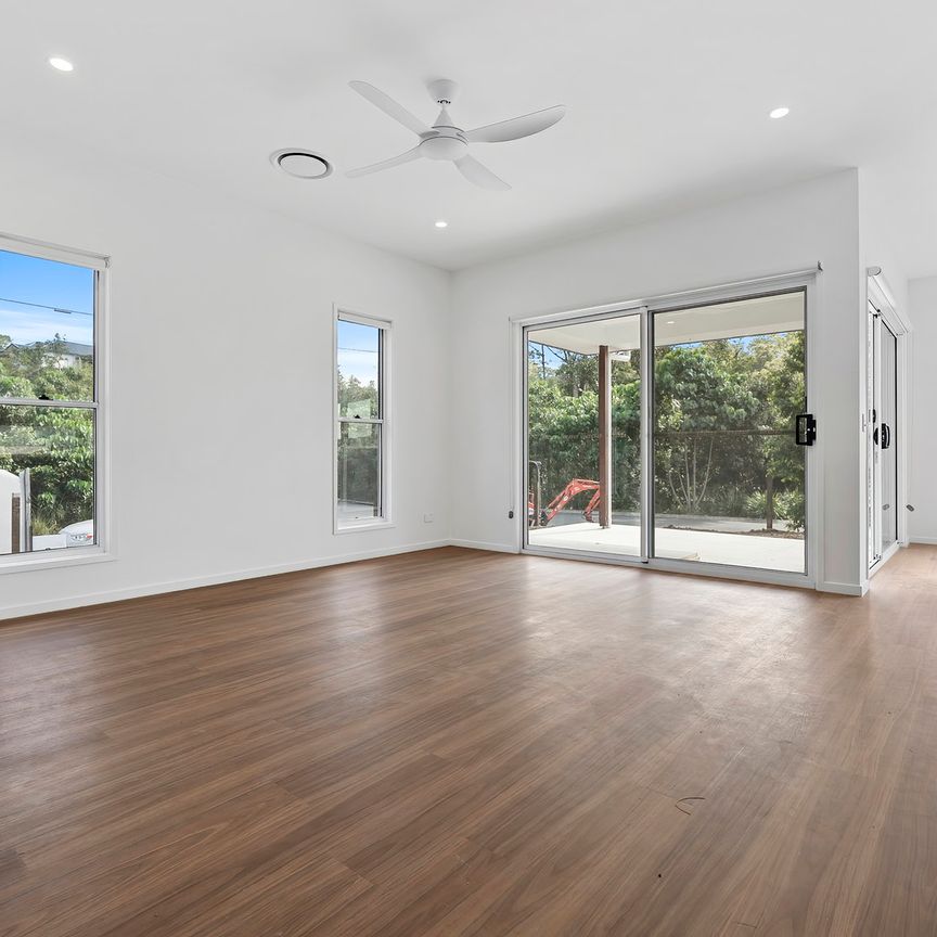 Brand New Family Living in Peaceful Burnside Estate - Photo 1