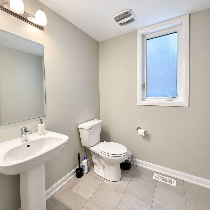 For Lease - 34 Sweet Pea Way, Kanata, Ontario - Photo 1