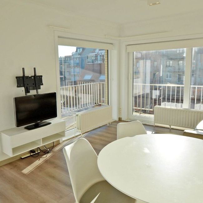 Woning te huur in Heist-aan-Zee voor € 690 met 1 slaapkamer - Photo 1