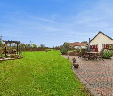 Paddock Lodge, Cotton, IP14 - Photo 2