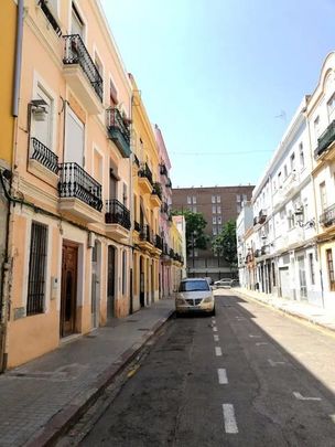 Carrer de la Miraculosa, Valencia, Valencian Community 46009 - Photo 1