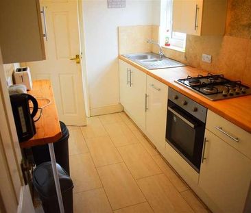 Elphinstone Road, Southsea, PO5 - Photo 5