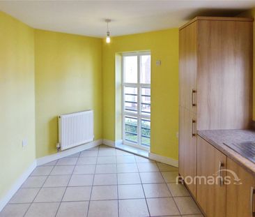 2 bedroom maisonette to rent - Photo 4