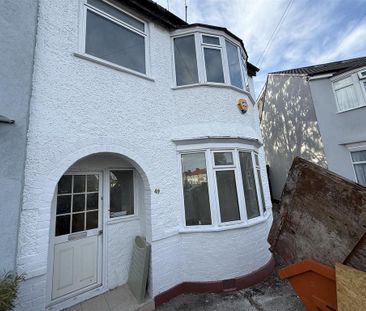 3 bedroom semi-detached house to rent - Photo 3