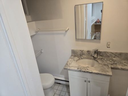 2723 Boul. Keller, Montréal (Saint-Laurent), QC H4K - Photo 4