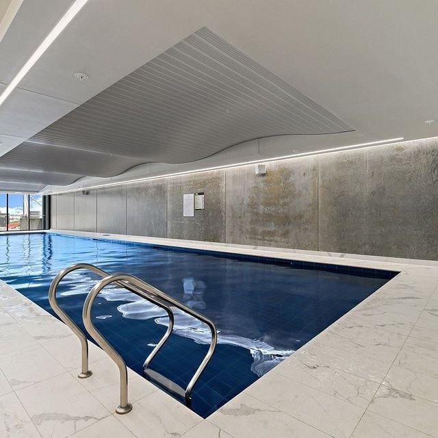Fully furnished Apartment with free Gym & Pool - Photo 1