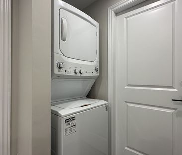 For Lease - 12 Trailbank Gardens, Hamilton, Ontario - Photo 6