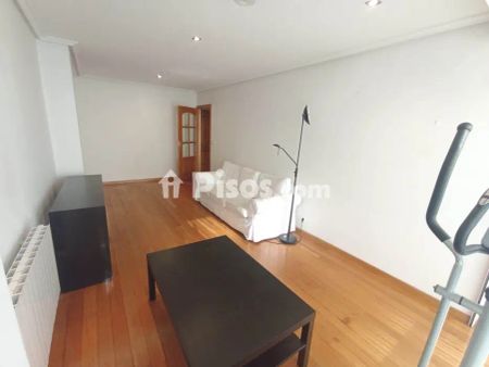 Apartamento en alquiler en Calle del Progreso, cerca de Calle de Ervedelo - Photo 3