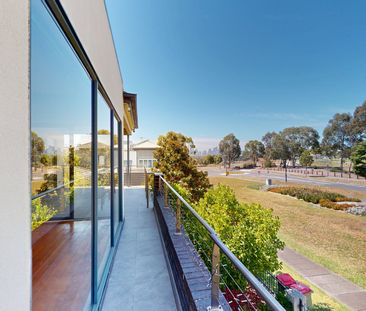 Unbeatable View Residence in a prestigious pocket of Maribyrnong!!! - Photo 1