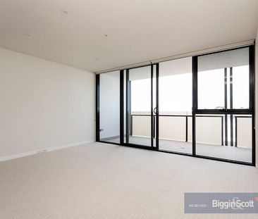 INVITING ONE BEDROOM APARTMENT - Photo 2