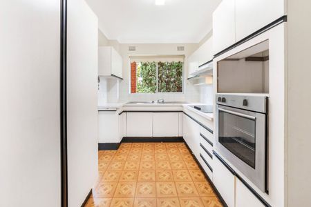 Ideal location in the heart of Chatswood - Photo 5