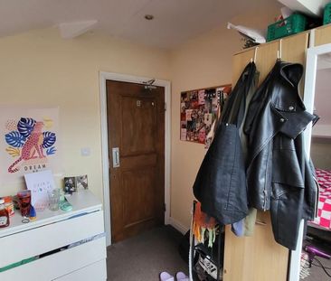 12 bedroom detached house to rent - Photo 5