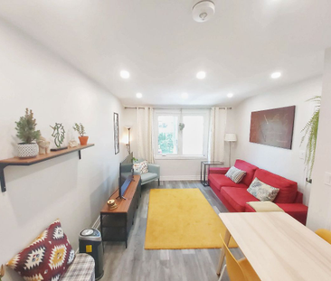 For Lease - 43 Enderby Road Unit# Upper, Toronto, Ontario - Photo 2