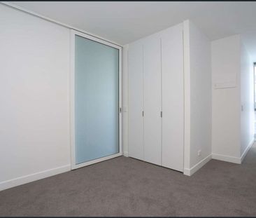 Sky high in this wonderful development - Photo 2