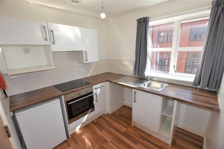 Studio to rent - Photo 4