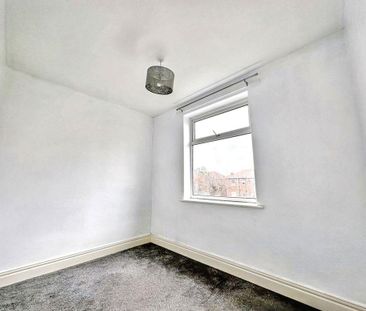 2 bed upper flat to rent in NE6 - Photo 5