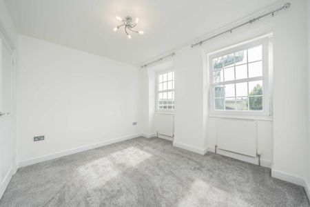 Newstead Way, Wimbledon, SW19, London - Photo 2