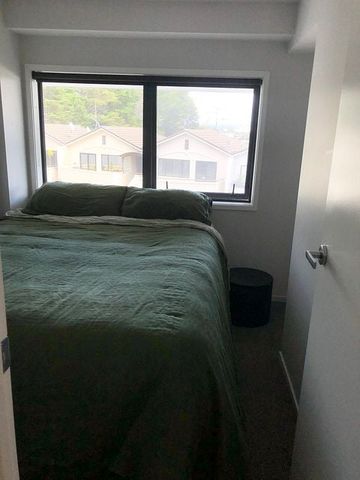 Sunny 2 BDR Apartment - Photo 4