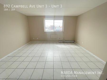 CHARMING 1BEDROOM/1BATH APARTMENT IN PRIME LOCATION+HYDRO - Photo 2