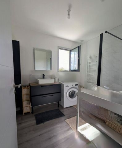 Location Maison 4 pièces 83m² DAMAZAN 47160 - Photo 2