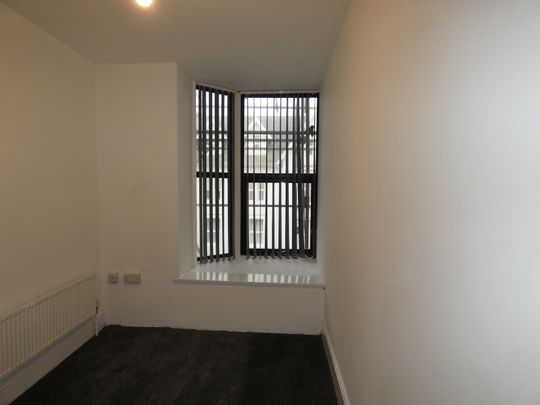 Alexandra Road Flat 6 - Photo 1