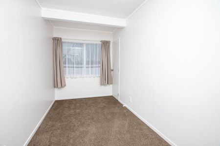 A generous four bedroom family home in Frankton at the end of the street. - Photo 4