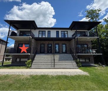 Logement 5 1/2 - Sherbrooke - Les Nations, Jacques-Cartier (Nord) - Photo 1