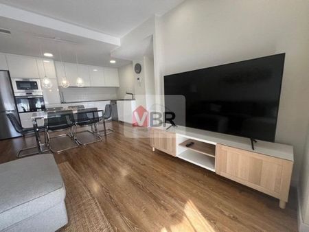 4 room luxury Flat for rent in Valencia, Spain - Photo 5