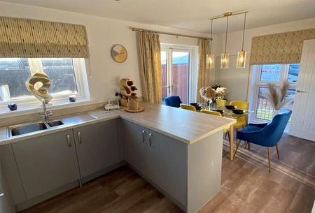 Whittle Way, Brockworth, Gloucester, Gloucestershire, GL3 - Photo 2