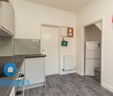 2 bed Mid Terraced House for Rent - Photo 5