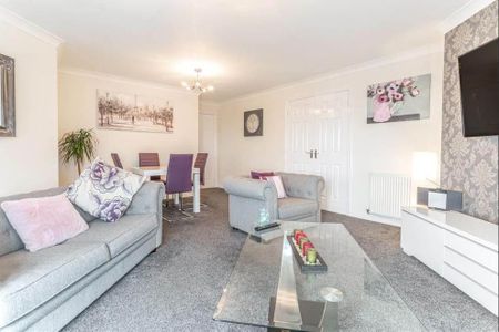 2 bedroom flat to rent - Photo 3