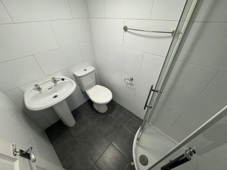 1 bedroom flat to rent - Photo 5