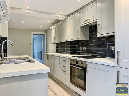 Bishops Road, Bury St. Edmunds - Photo 1