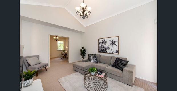 IMPRESSIVE FAMILY HOME - Photo 1