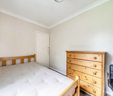 5 bedroom semi-detached house to rent - Photo 5