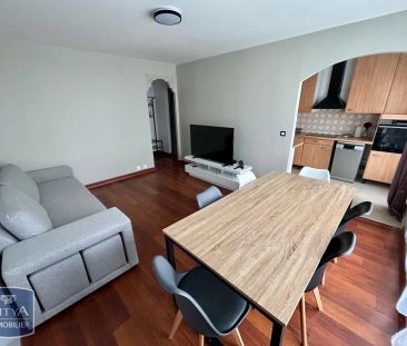 Appartement à louer 4 pièces 77.45m² - Photo 1