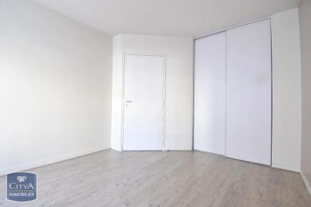 Appartement à louer 3 pièces 77.04m² - Photo 4