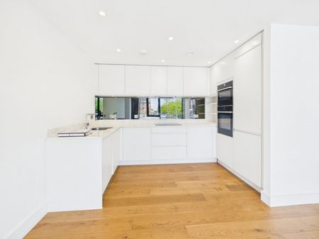 Station Road, Gerrards Cross, Buckinghamshire,SL9 - Photo 4