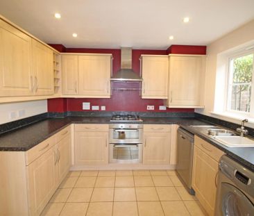 3 bedroom end of terrace house to rent - Photo 6