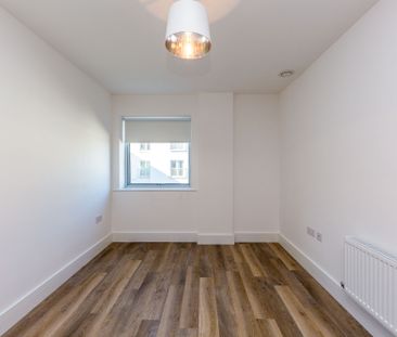 2 bedroom apartment to rent Station View, Guildford, Surrey, GU1 - Photo 6