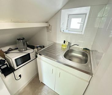 Location Appartement 1 pièce 20m² GRANS 13450 - Photo 6