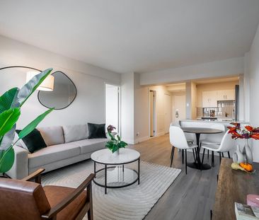 5311 Sherbrooke Street West - Photo 1