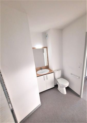 Location Appartement 1 pièce 19m² NIMES 30000 - Photo 4