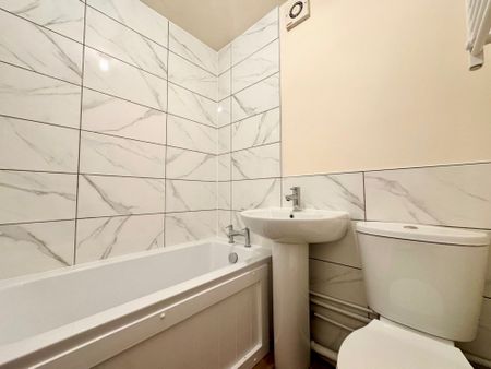 1 bedroom Apartment to rent - Photo 5