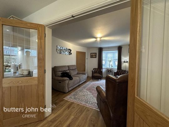3 bedroom detached house to rent - Photo 1