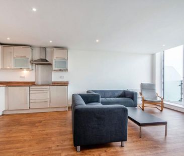 2 bedroom flat to rent - Photo 6